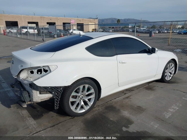 2013 HYUNDAI GENESIS 3.8 GRAND TOURING VIN: KMHHU6KJ2DU082355