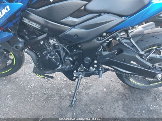 2022 SUZUKI GSX-S750 JS1C533D3N7100181 Photo 8