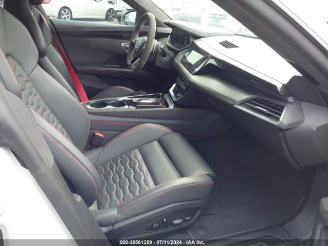 2022 AUDI RS E-TRON GT WAUAHBFW1N7902544 Photo 4