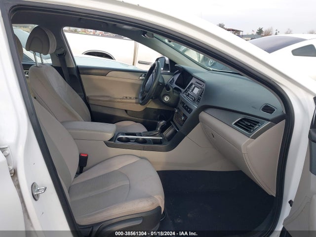 2017 HYUNDAI SONATA VIN: 5NPE24AFXHH491430