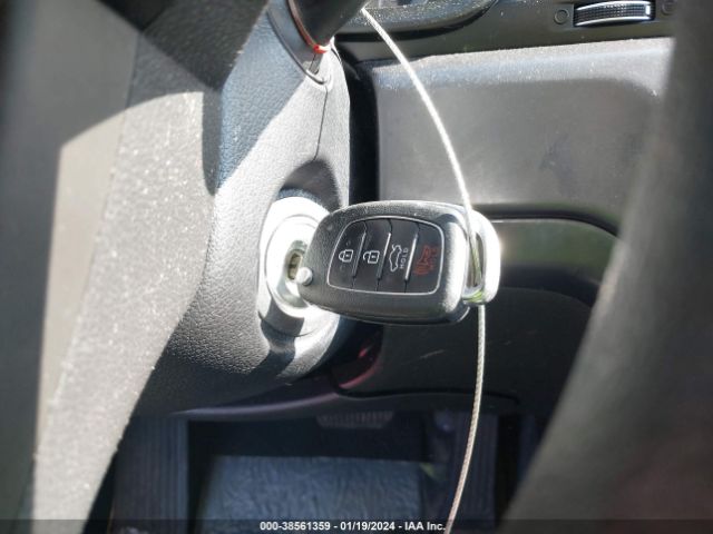 5NPE24AF5KH819375 Hyundai SONATA SE
