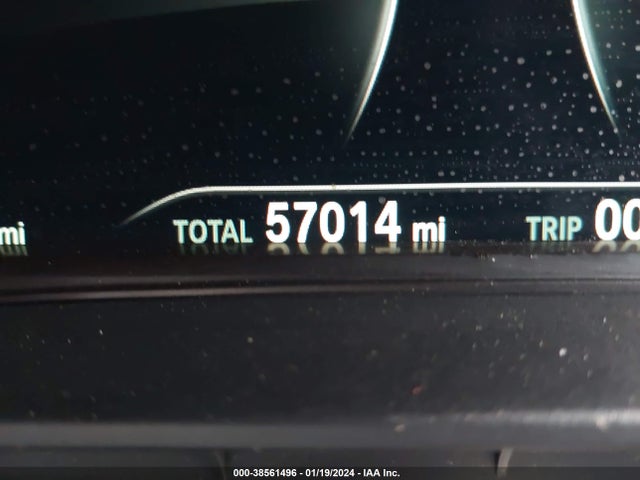 BMW 540I 2019 WBAJE5C57KWW04619 Image 16