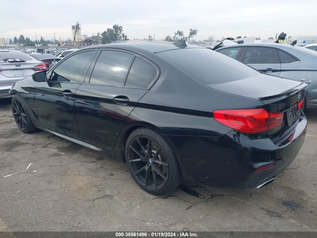 BMW 540I 2019 WBAJE5C57KWW04619 Image 3