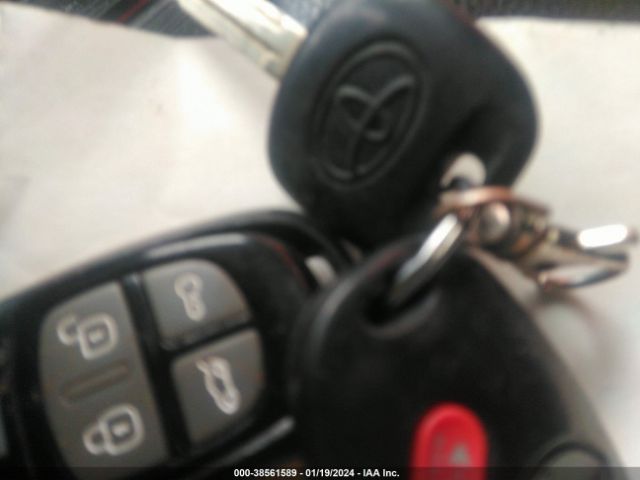 5TFUM5F18FX061745 Toyota Tundra Sr5 4.6l V8