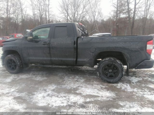5TFUM5F18FX061745 Toyota Tundra Sr5 4.6l V8
