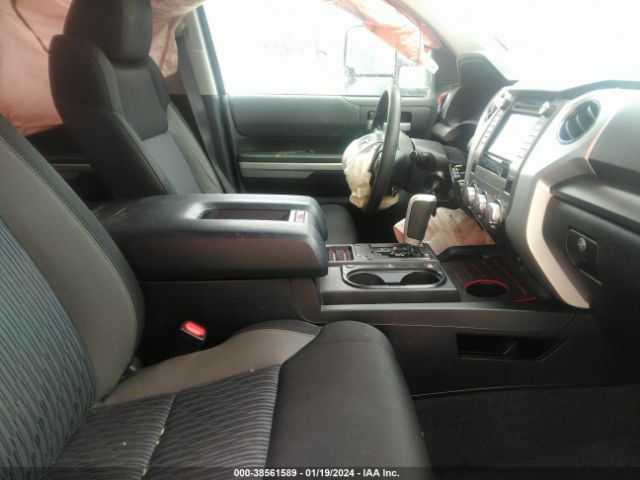 5TFUM5F18FX061745 Toyota Tundra Sr5 4.6l V8