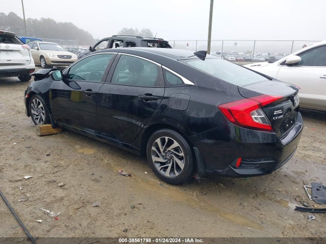 Honda CIVIC EX 2018 2HGFC2F84JH596545 Image 3