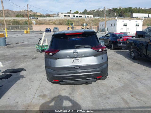 5N1AT3AA4MC747637 Nissan Rogue S Fwd