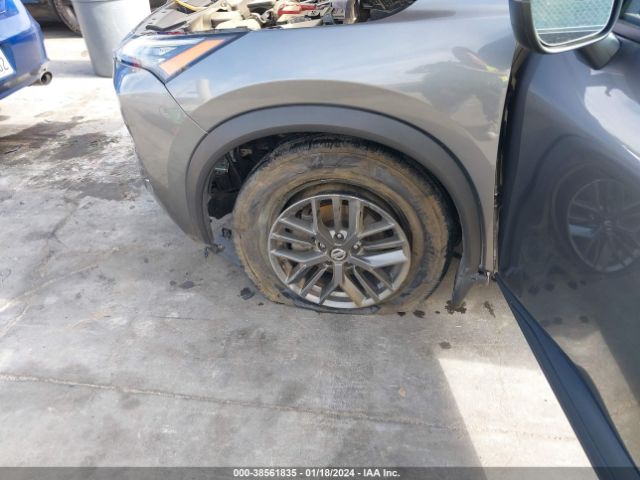 5N1AT3AA4MC747637 Nissan Rogue S Fwd