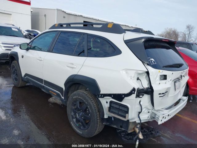 4S4BTGUD8R3173844 Subaru Outback Wilderness