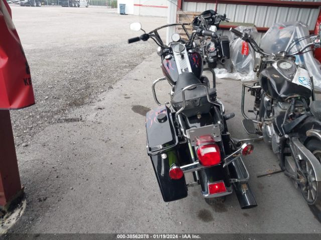 2005 HARLEY-DAVIDSON FLHPI 1HD1FHW1X5Y666663 Photo 5
