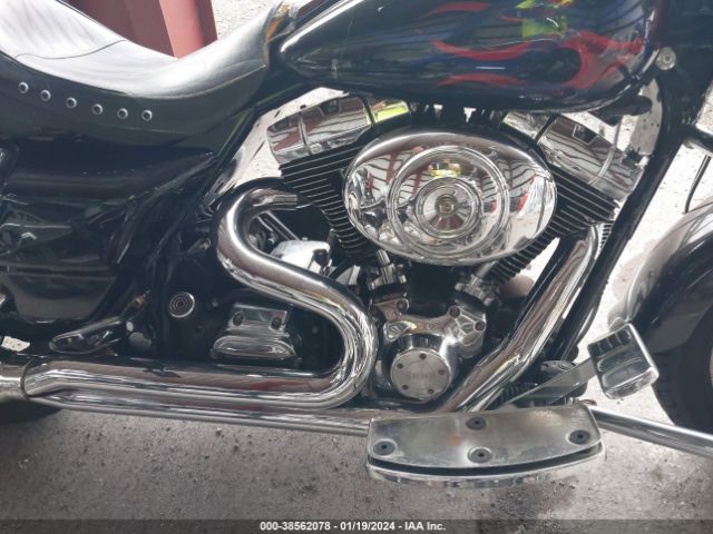 2005 HARLEY-DAVIDSON FLHPI 1HD1FHW1X5Y666663 Photo 7