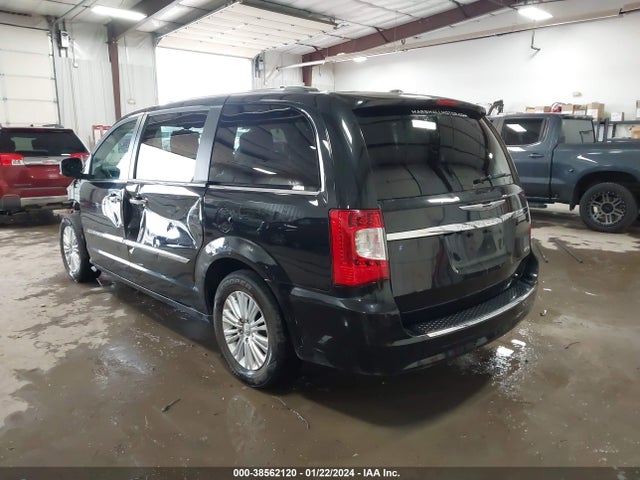 2C4RC1GG4FR610103 Chrysler Town & Country Limited Platinum