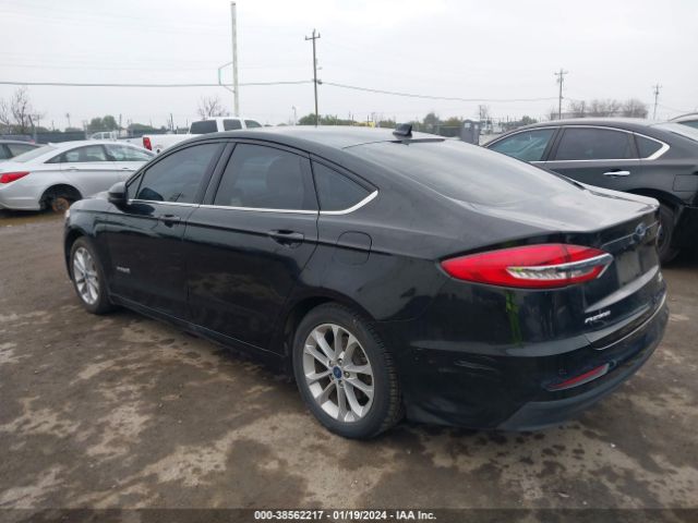 3FA6P0LU4KR261743 Ford Fusion Hybrid Se