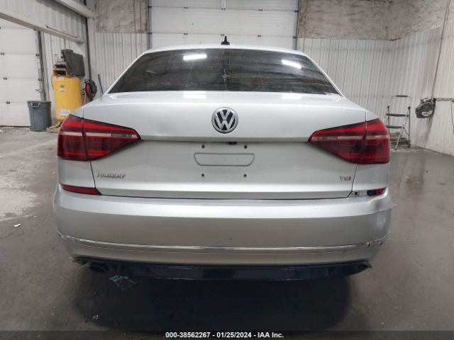 1VWAA7A33JC031842 Volkswagen Passat 2.0t R-line/2.0t S