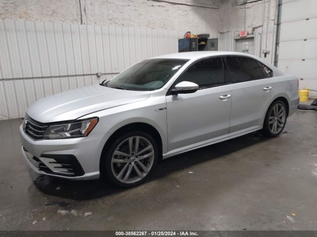 1VWAA7A33JC031842 Volkswagen Passat 2.0t R-line/2.0t S