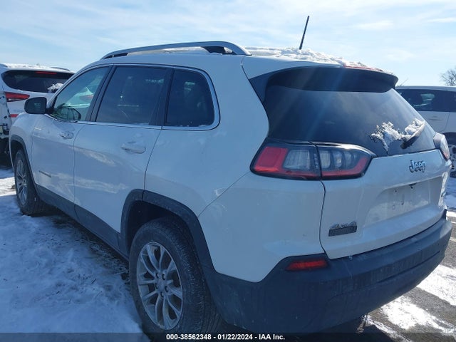 1C4PJMLBXKD268906 Jeep Cherokee Latitude Plus 4x4