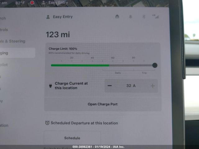 5YJYGDEDXMF124687 Tesla Model Y Standard Range Rear-wheel Drive