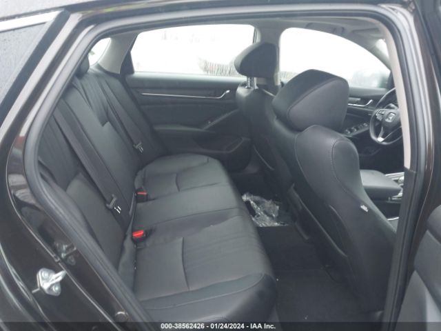1HGCV2F92JA052629 Honda Accord Touring 2.0t