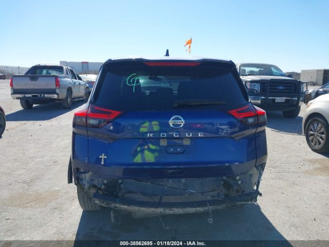 JN8AT3AA2MW019323 Nissan Rogue S Fwd