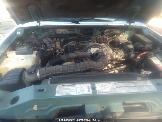 2000 MAZDA B3000 SE/TL VIN: 4F4YR16V8YTM21046