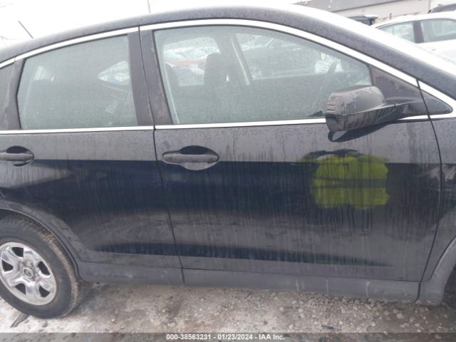 2HKRM4H33GH612675 Honda CR-V LX