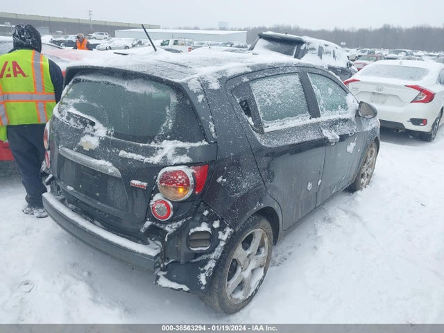 Chevrolet Sonic Ltz Auto 2016 1G1JE6SB1G4158690 Image 4