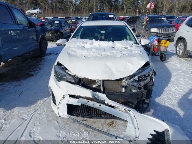 Toyota COROLLA SE 2017 5YFBURHE8HP584019 Image 12