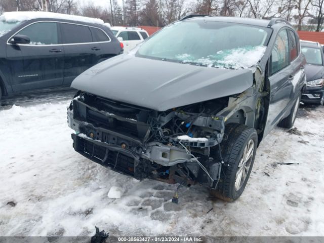 1FMCU0GD4JUA00793 Ford ESCAPE SE