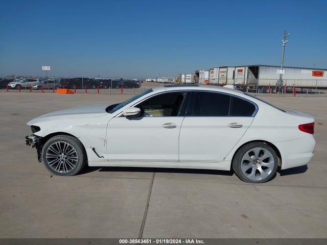 BMW 530I 2018 WBAJA5C53JWA36673 Image 14