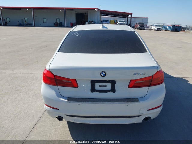 BMW 530I 2018 WBAJA5C53JWA36673 Image 16