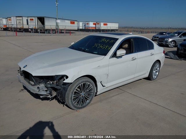 BMW 530I 2018 WBAJA5C53JWA36673 Image 2