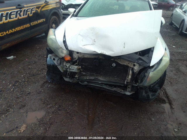 2010 HONDA ACCORD 2.4 LX VIN: 1HGCP2F32AA035626