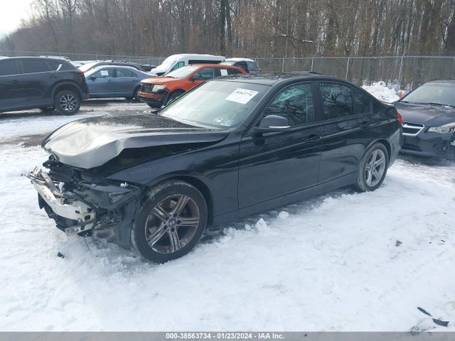 BMW 328i Xdrive 2014 WBA3B5G55ENS10171 Image 2