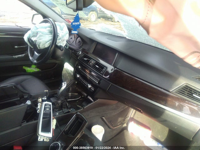 WBA5A5C56FD513758 BMW 528I
