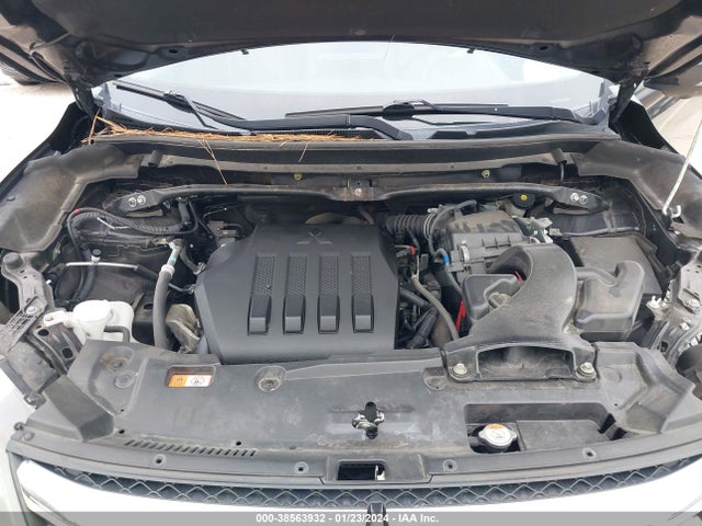 Продаж на аукціоні авто 2018 Mitsubishi Eclipse Cross Sel, vin: JA4AT5AA1JZ042510, номер лоту: 38563932