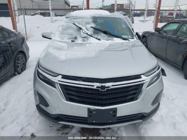 3GNAXUEVXNL256692 Chevrolet Equinox Awd Lt