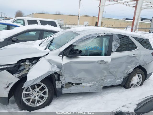 3GNAXUEVXNL256692 Chevrolet Equinox Awd Lt