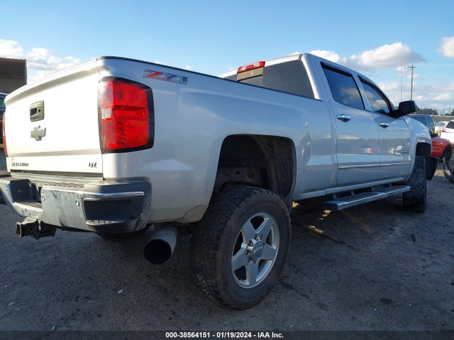 Chevrolet Silverado 2500hd Ltz 2015 1GC1KWE85FF159005 Image 4