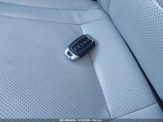 Hyundai Elantra Limited 2023 5NPLP4AG0PH110748 Image 11