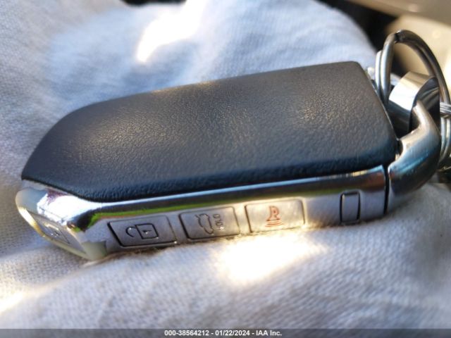 5XXG14J26MG066107 KIA K5 LXS