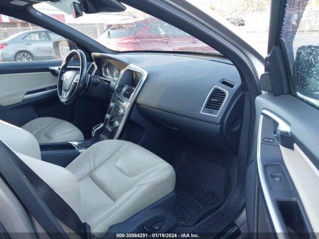 YV4902RK8F2669859 Volvo Xc60 T6