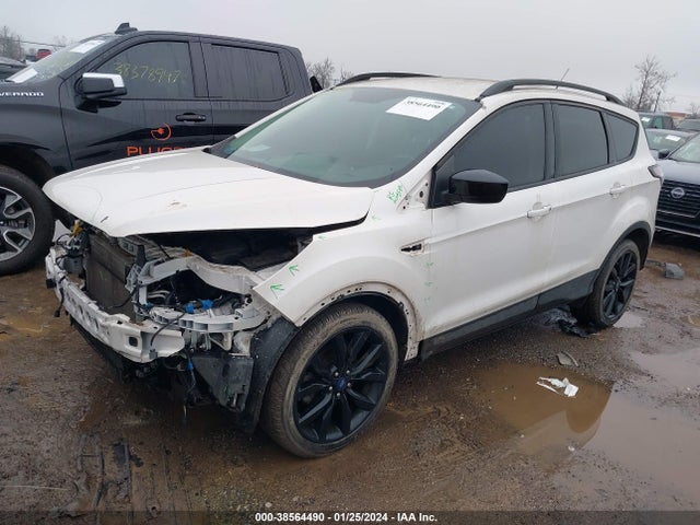 2018 FORD ESCAPE SE VIN: 1FMCU0GD6JUC02423