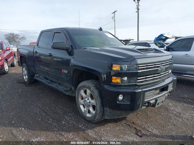 2018 1GC1KWEY2JF135611 main image