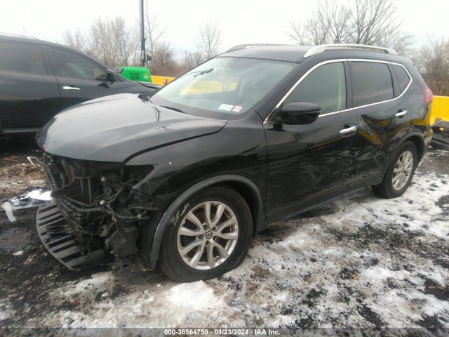 Nissan ROGUE SV 2018 JN8AT2MV1JW312280 Image 2
