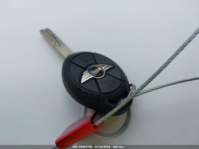 2006 MINI COOPER WMWRC33556TJ75260 Photo 10