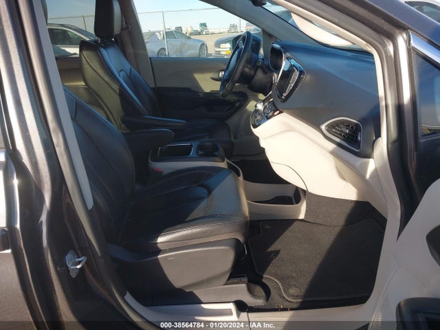 Chrysler Pacifica Touring L 2022 2C4RC1BG9NR170434 Image 5