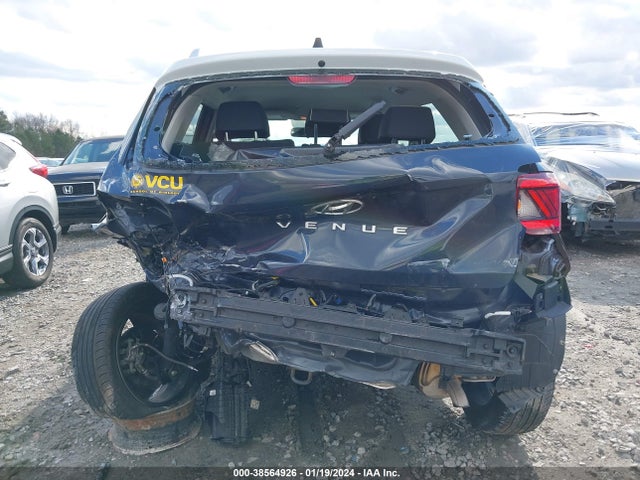 Hyundai Venue Limited 2022 KMHRC8A30NU146450 Image 16