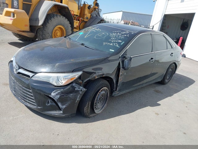 Toyota CAMRY LE 2017 4T1BF1FK5HU657320 Image 2
