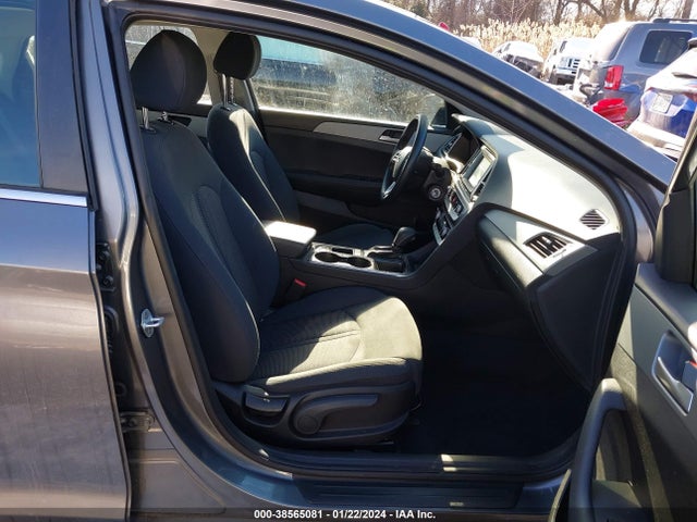 Hyundai SONATA SE 2019 5NPE24AF1KH729771 Image 5